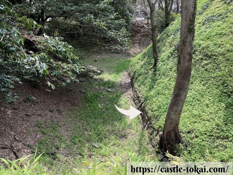 吉田城の腰巻石垣